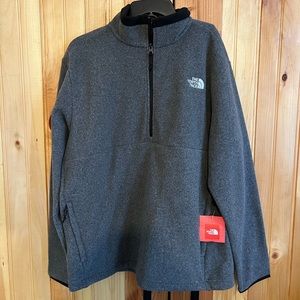 The North Face Mens Pullover Fleece